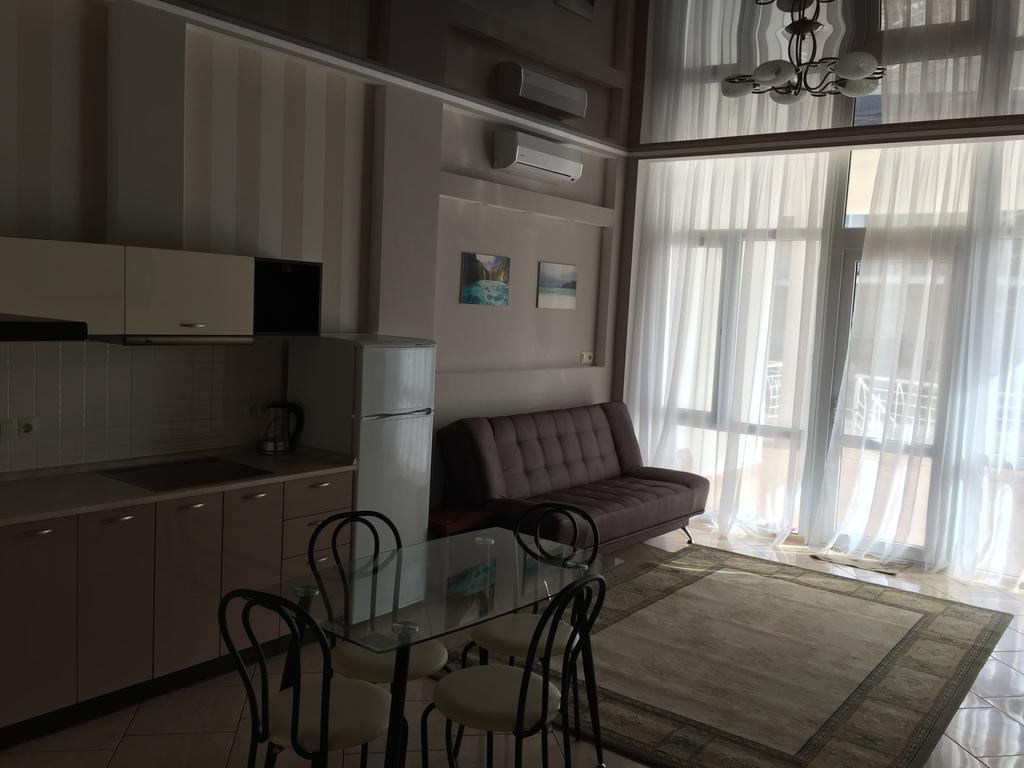 Town-House Golden Bugaz Daire Karolino-Buhaz Dış mekan fotoğraf
